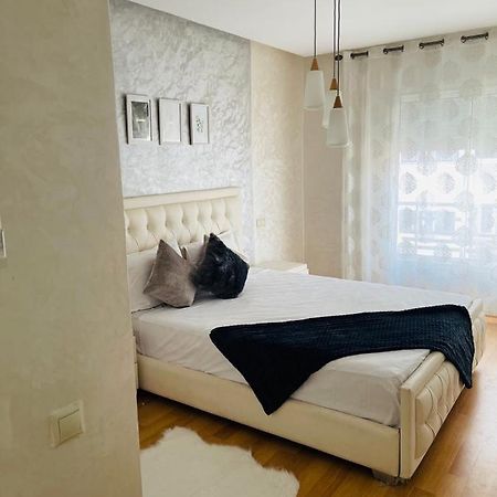Superbe Appartement Au Coeur De Casablanca Buitenkant foto