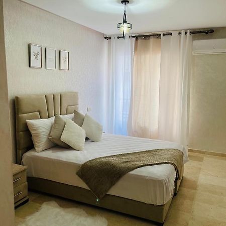 Superbe Appartement Au Coeur De Casablanca Buitenkant foto